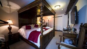 Premium bedding, individually decorated, individually furnished, desk