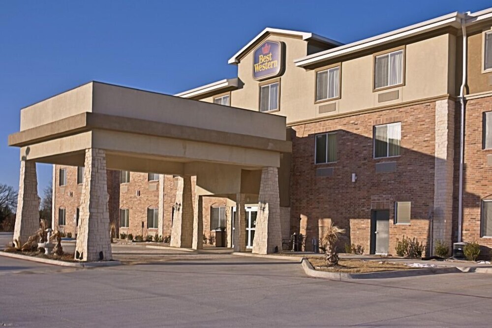 Best Western Bowie Inn & Suites 2019 Room Prices 96, Deals & Reviews