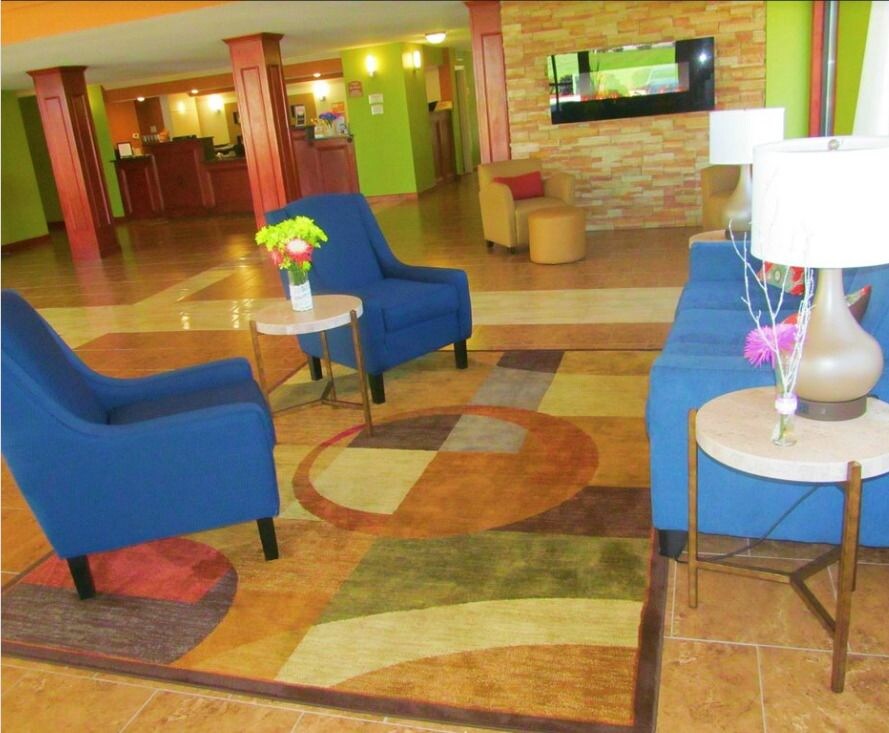 Quality Inn Suites In Chattanooga Cheap Hotel Deals Rates