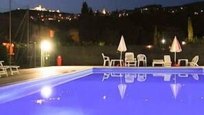 Piscina all'aperto