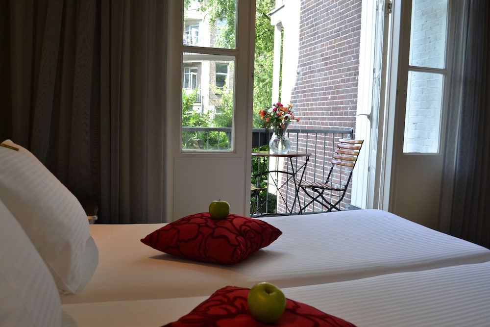 Gay hotels in amsterdam
