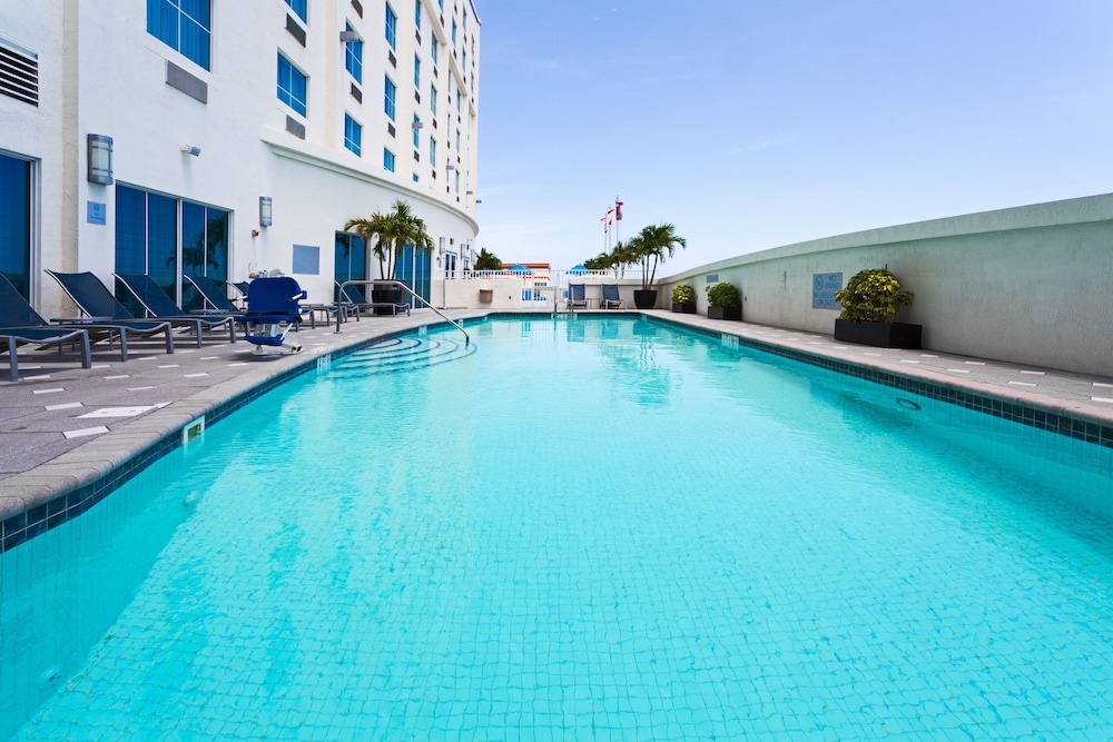 Crowne Plaza Hotel Fort Lauderdale Airport/Cruiseport, an IHG Hotel in