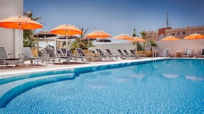 Piscina stagionale all'aperto