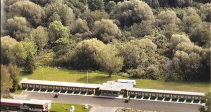 Motel Spring