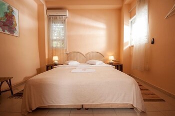 Peer Guest House Tel Aviv Reviews Photos Rates - 