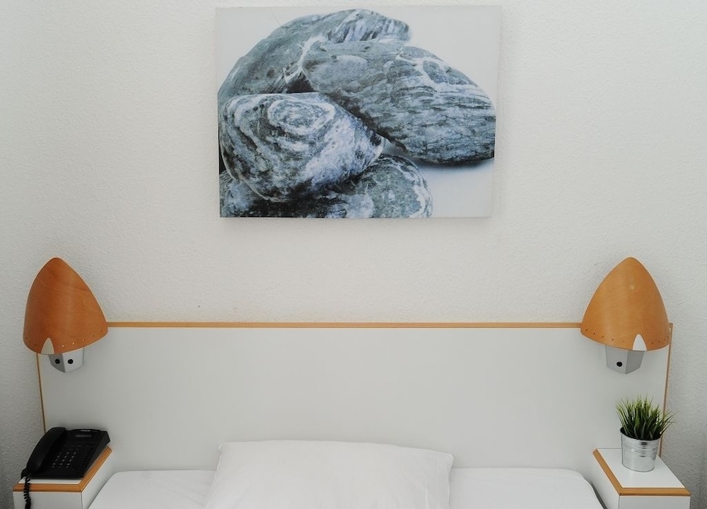 Photo - Hotel Karolinger - Self Check-In