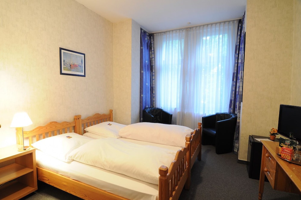 Photo - Hotel Karolinger - Self Check-In