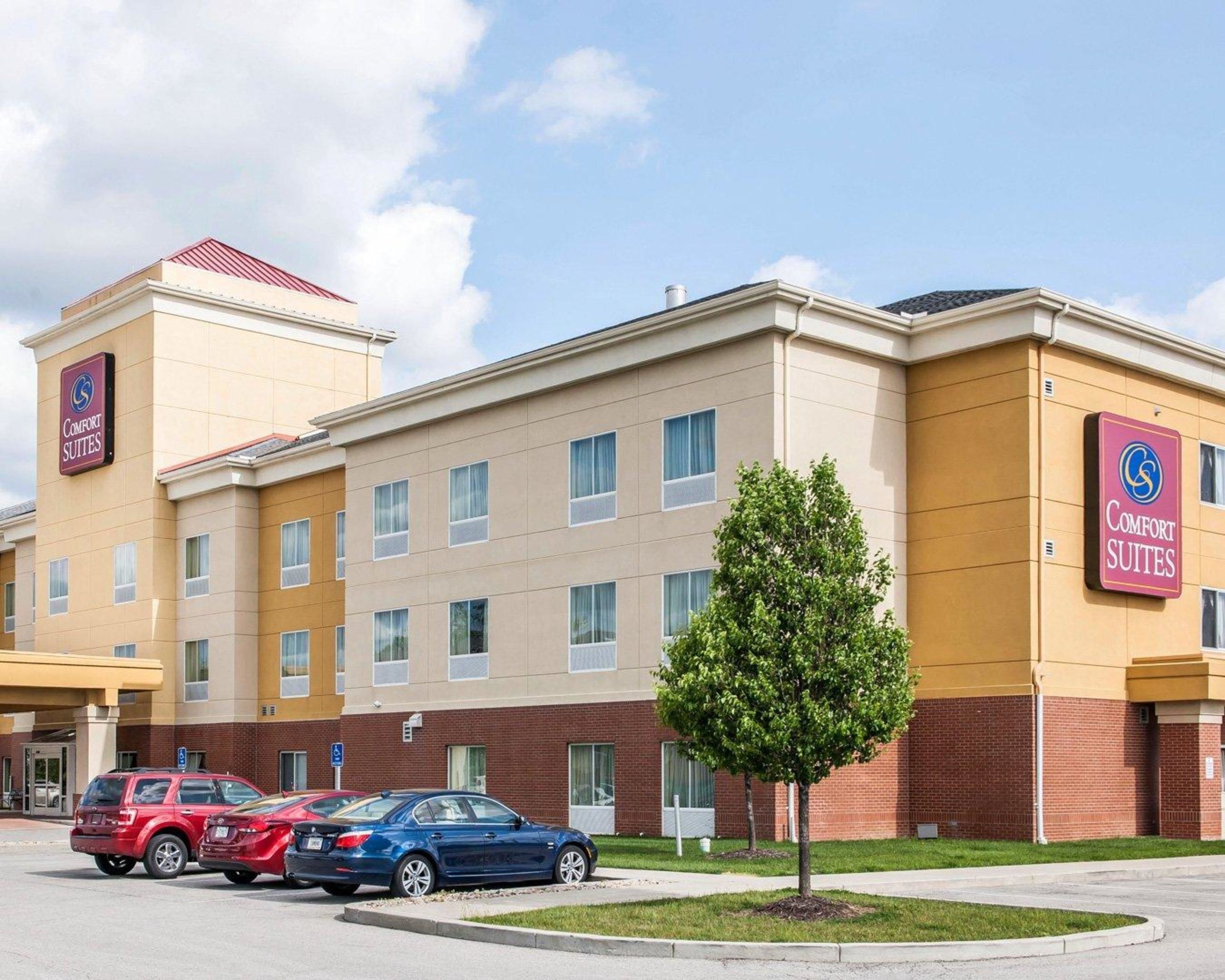 Comfort Suites Near Indianapolis Airport In Indianapolis In Expedia