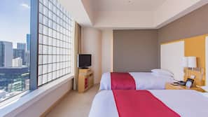 Down duvet, in-room safe, desk, blackout curtains