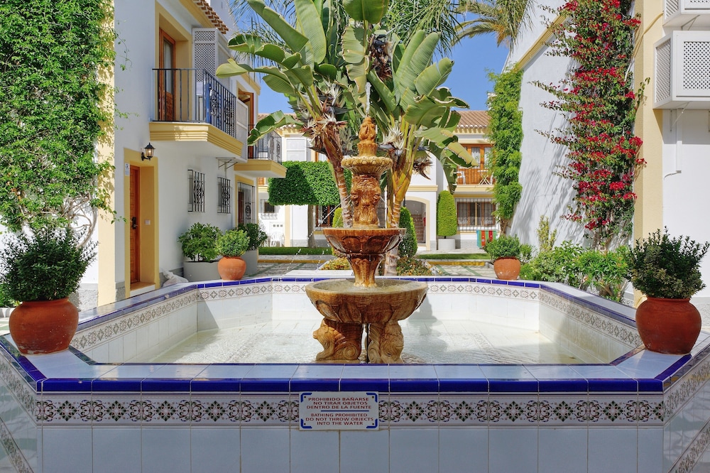 Infiniti beach hotel