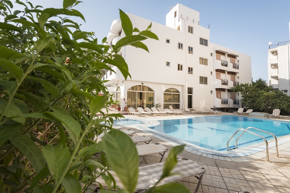 Foto - Captain's Hotel