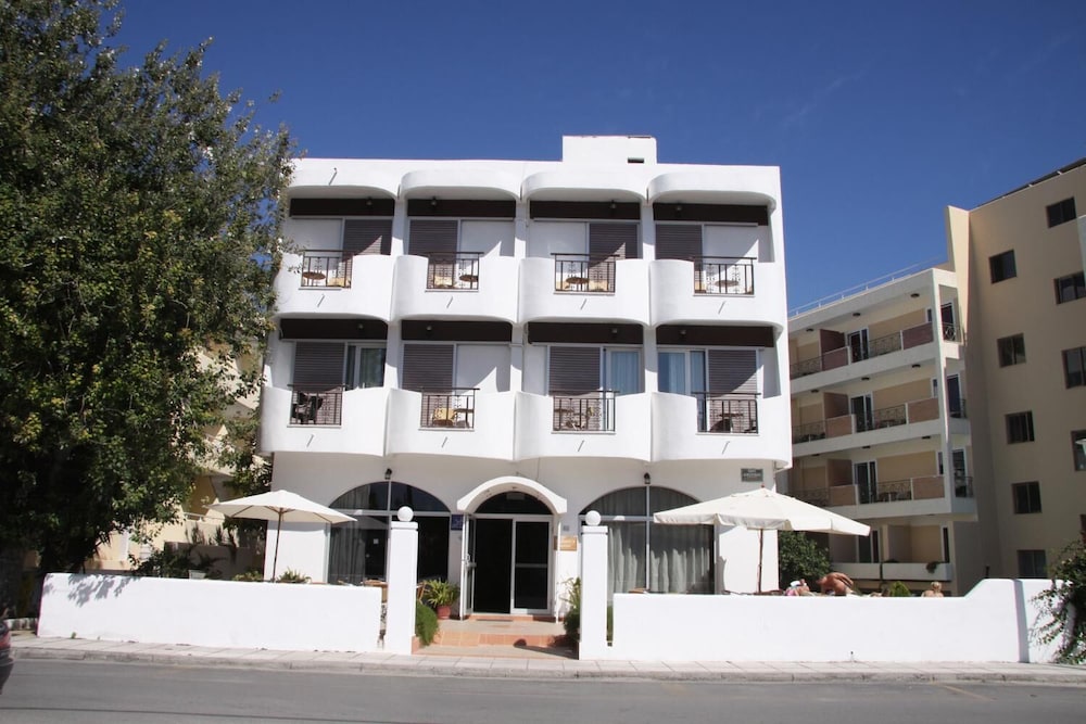 Foto - Captain's Hotel