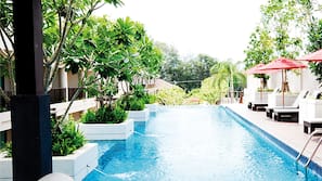 3 outdoor pools, open 8:00 AM to 6:00 PM, pool umbrellas, sun loungers