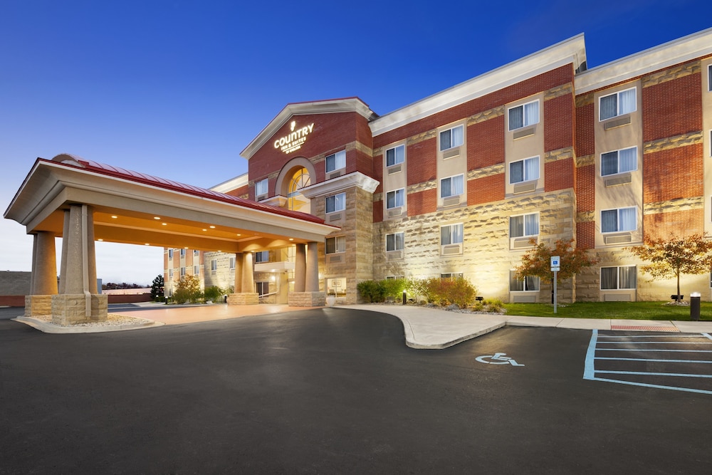Country Inn & Suites by Radisson, Dearborn, MI in Detroit Best Rates