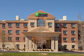 Holiday Inn Express & Suites Lubbock West