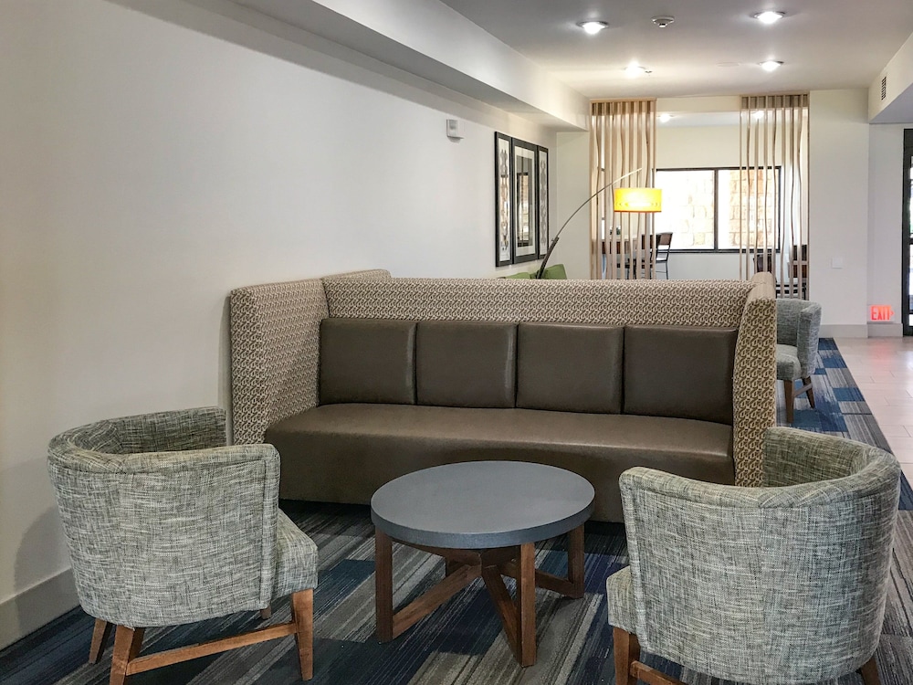 12 Hotels With Indoor Swimming Pool In Lubbock, Texas Trip101