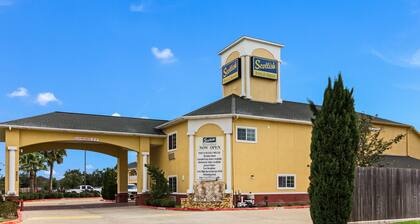 Scottish Inn & Suites Baytown