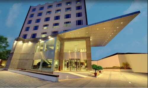 w-100 hotel_img
