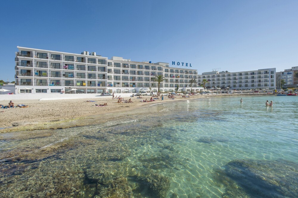 Hotel Club S Estanyol Ibiza Island 2018 Prices Expedia Beach Ocean View Featured Image