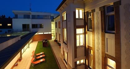 Hotel Sandor Pavillon