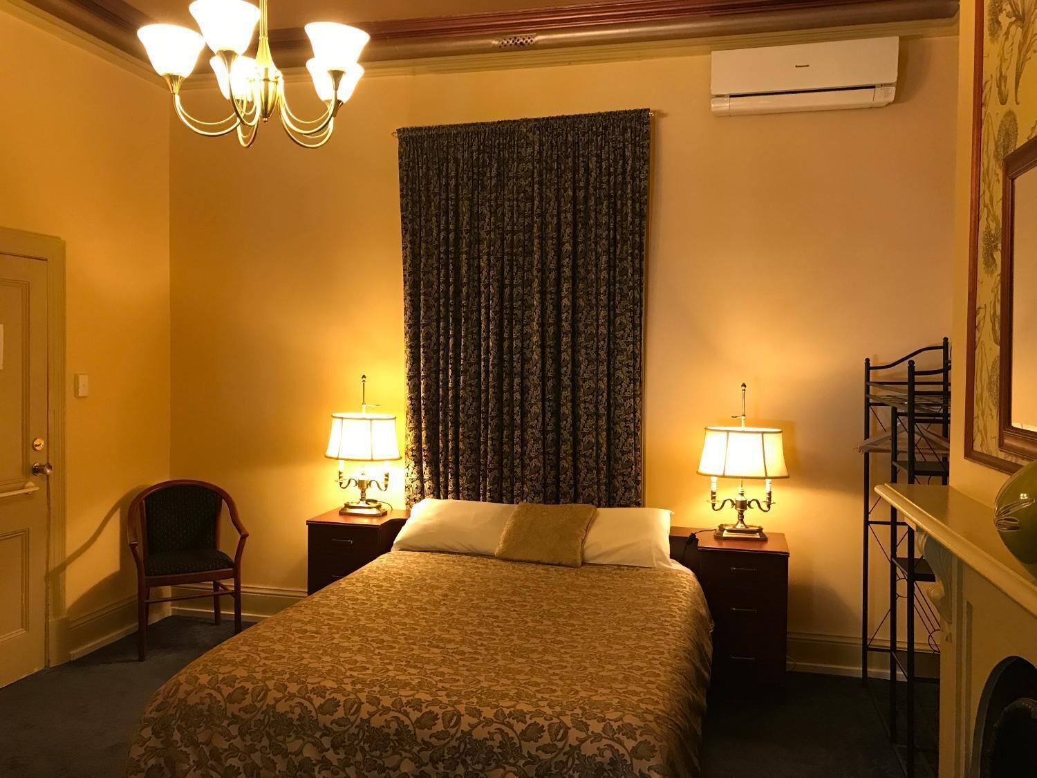 Terrace Central B&B Hotel