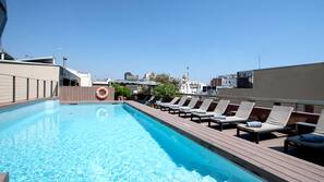 Outdoor pool, pool loungers