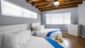 Premium bedding, in-room safe, iron/ironing board, free WiFi