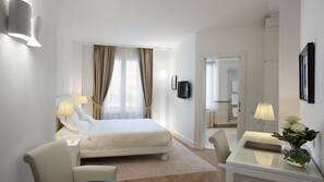 Premium bedding, down duvet, in-room safe, desk