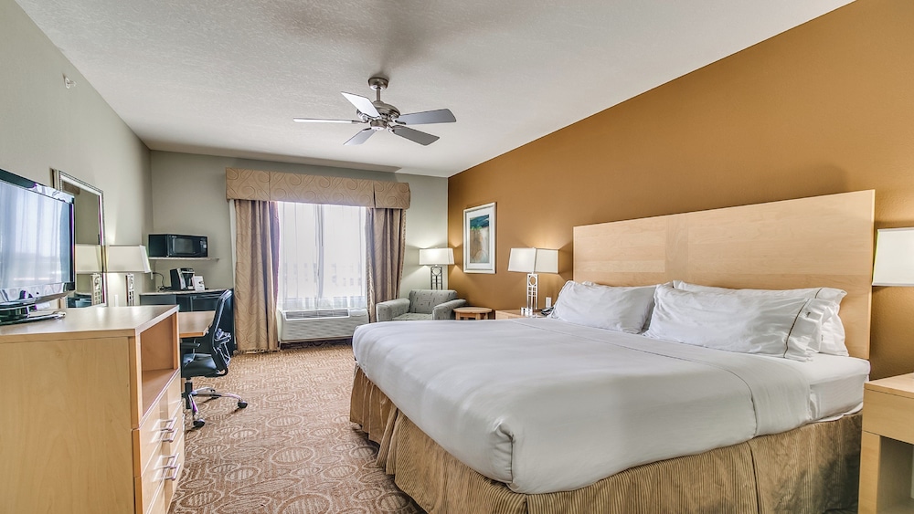 Holiday Inn Express Hotel Suites Lubbock Southwest-Wolfforth, an IHG Hotel