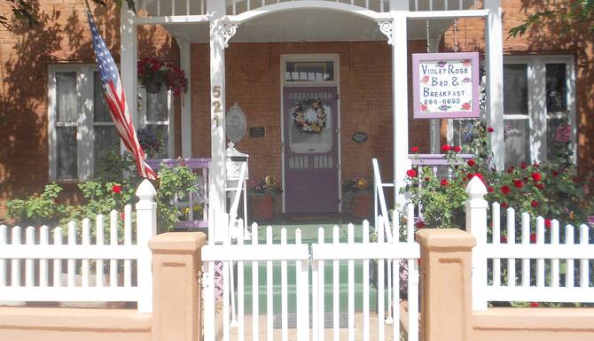 Violet Rose Bed Breakfast In Holbrook Az Expedia