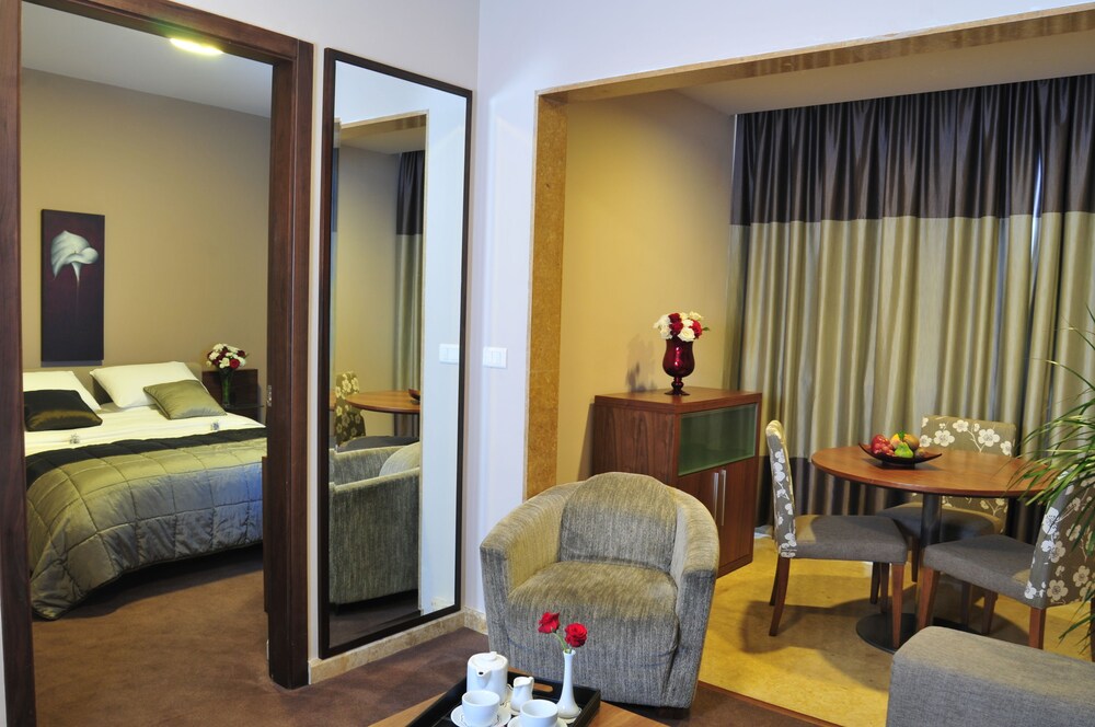 City Suite Hotel In Beirut Hotel Rates Reviews On Orbitz