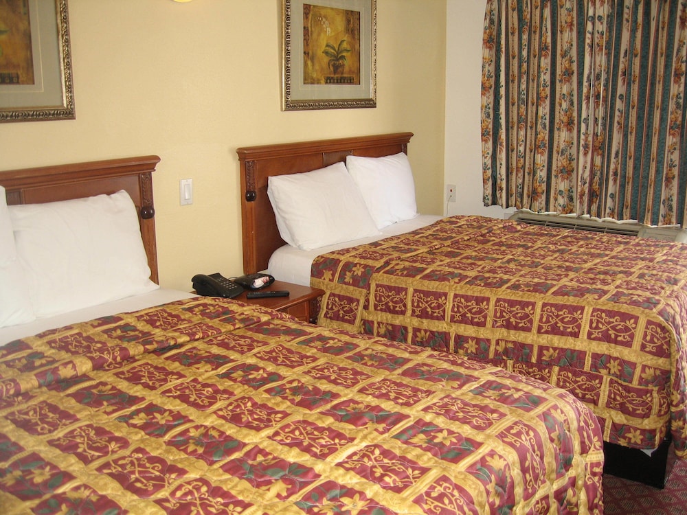 Tower Motel Long Beach in Los Angeles | Best Rates u0026 Deals on Orbitz