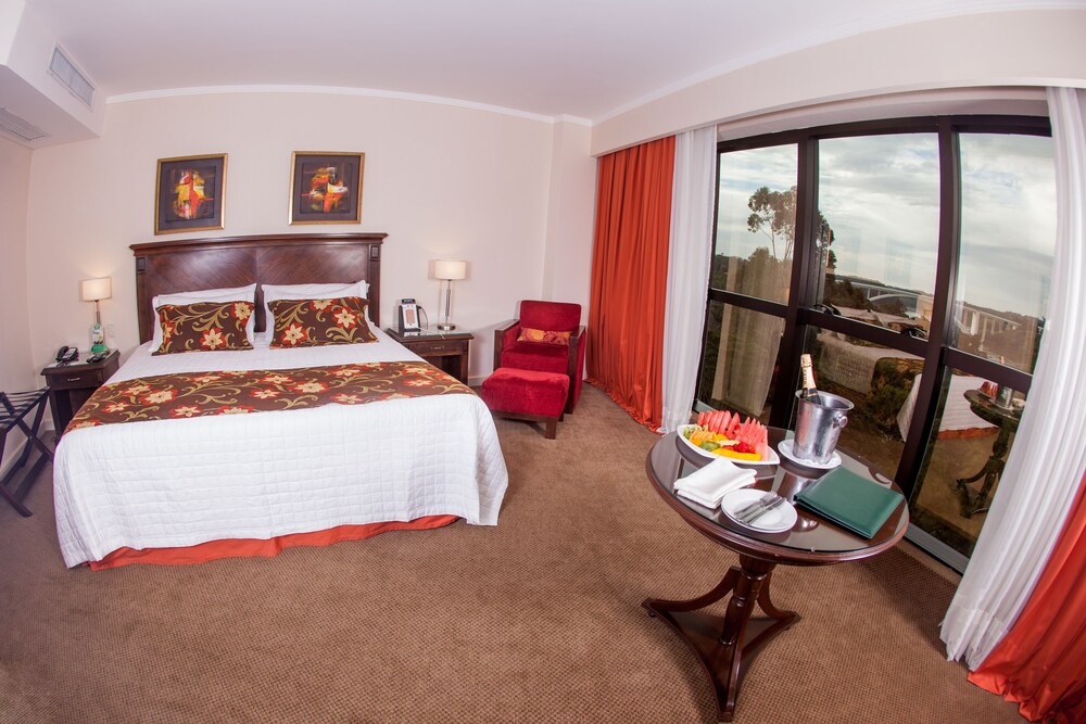 Hotel casino acaray py