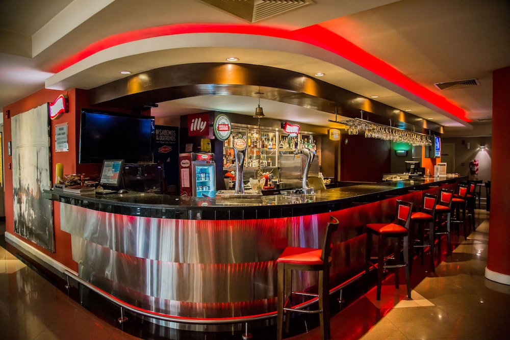 Hotel casino acaray py