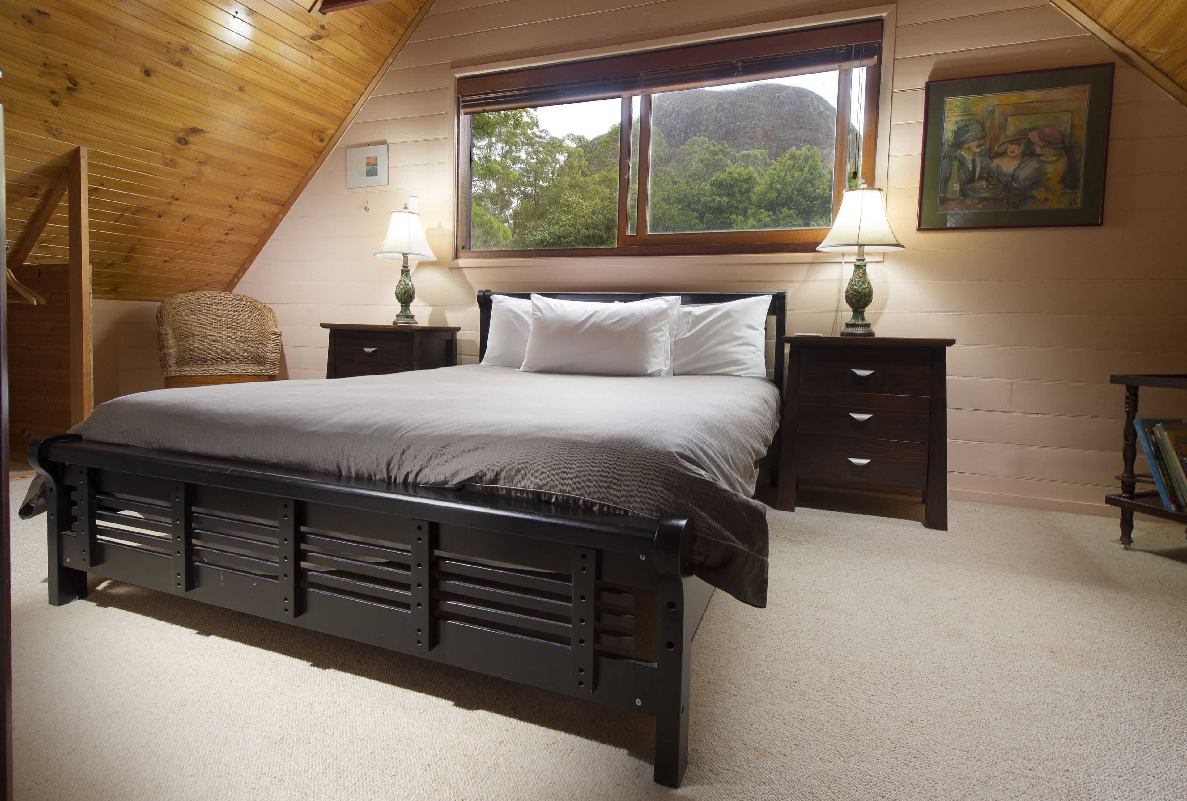 Glass House Mountains Ecolodge