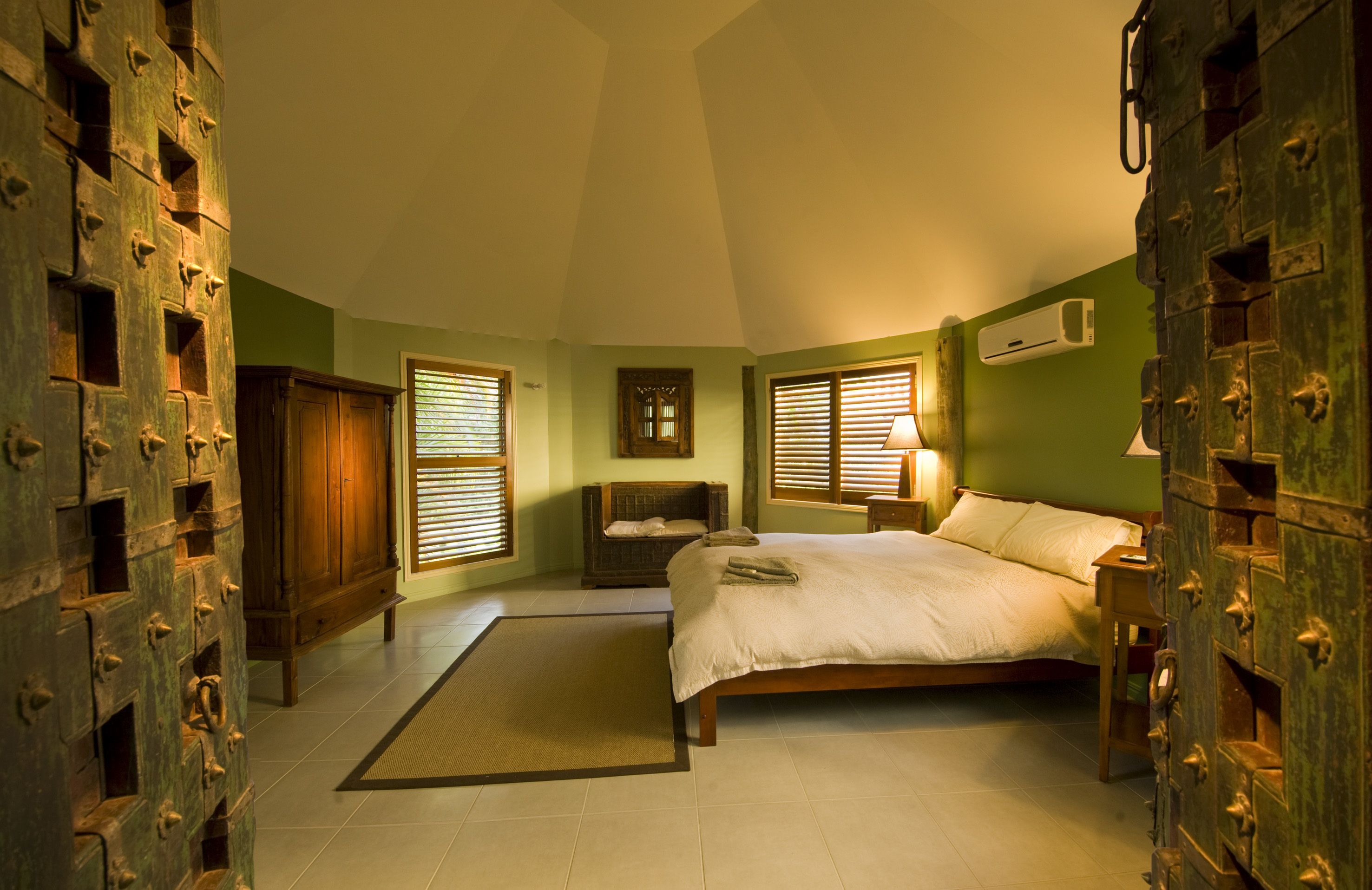 Glass House Mountains Ecolodge