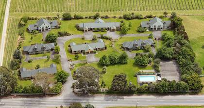 Vintners Retreat