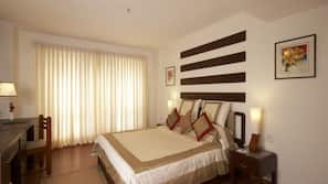 2 bedrooms, premium bedding, Select Comfort beds, minibar