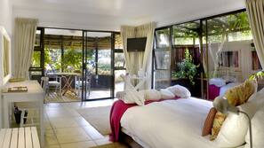Premium bedding, in-room safe, desk, cots/infant beds