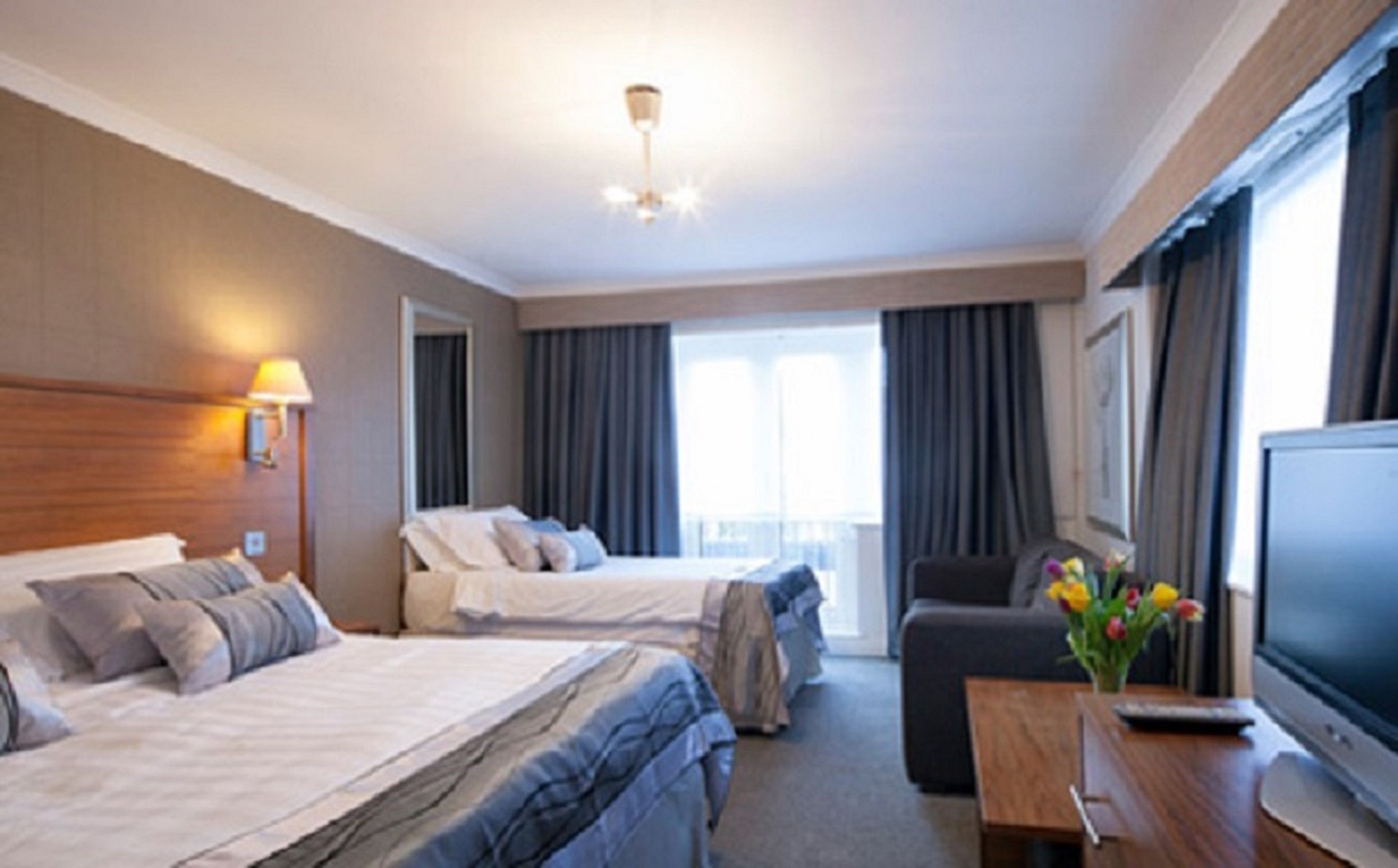 The New London Carlton Hotel Service Apartments London 2021 Updated Prices Expedia Co Uk