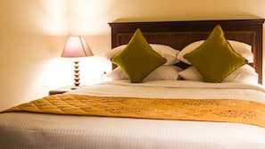 1 bedroom, Egyptian cotton sheets, premium bedding, free minibar