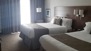 Desk, blackout drapes, iron/ironing board, free WiFi