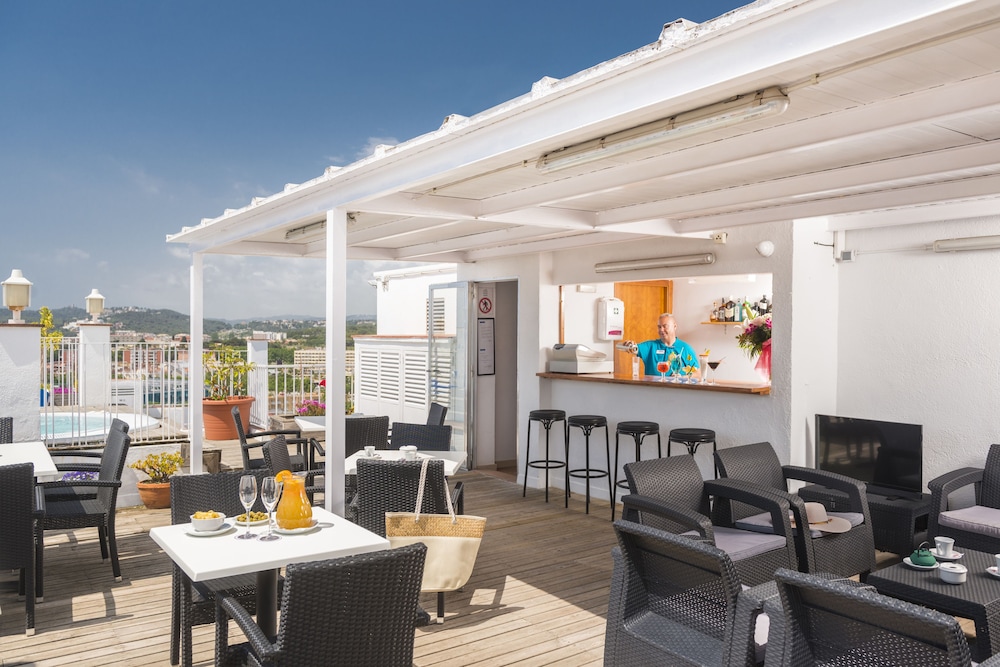 Photo - Hotel Ridomar 365