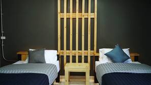 Rollaway beds, free WiFi