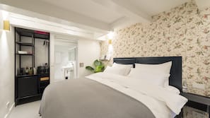 Coffre-forts dans les chambres, rideaux occultants, Wi-Fi gratuit