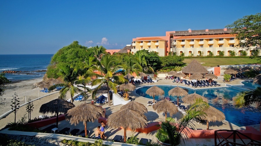Family Selection at Grand Palladium Vallarta Resort & Spa - All Inclusive