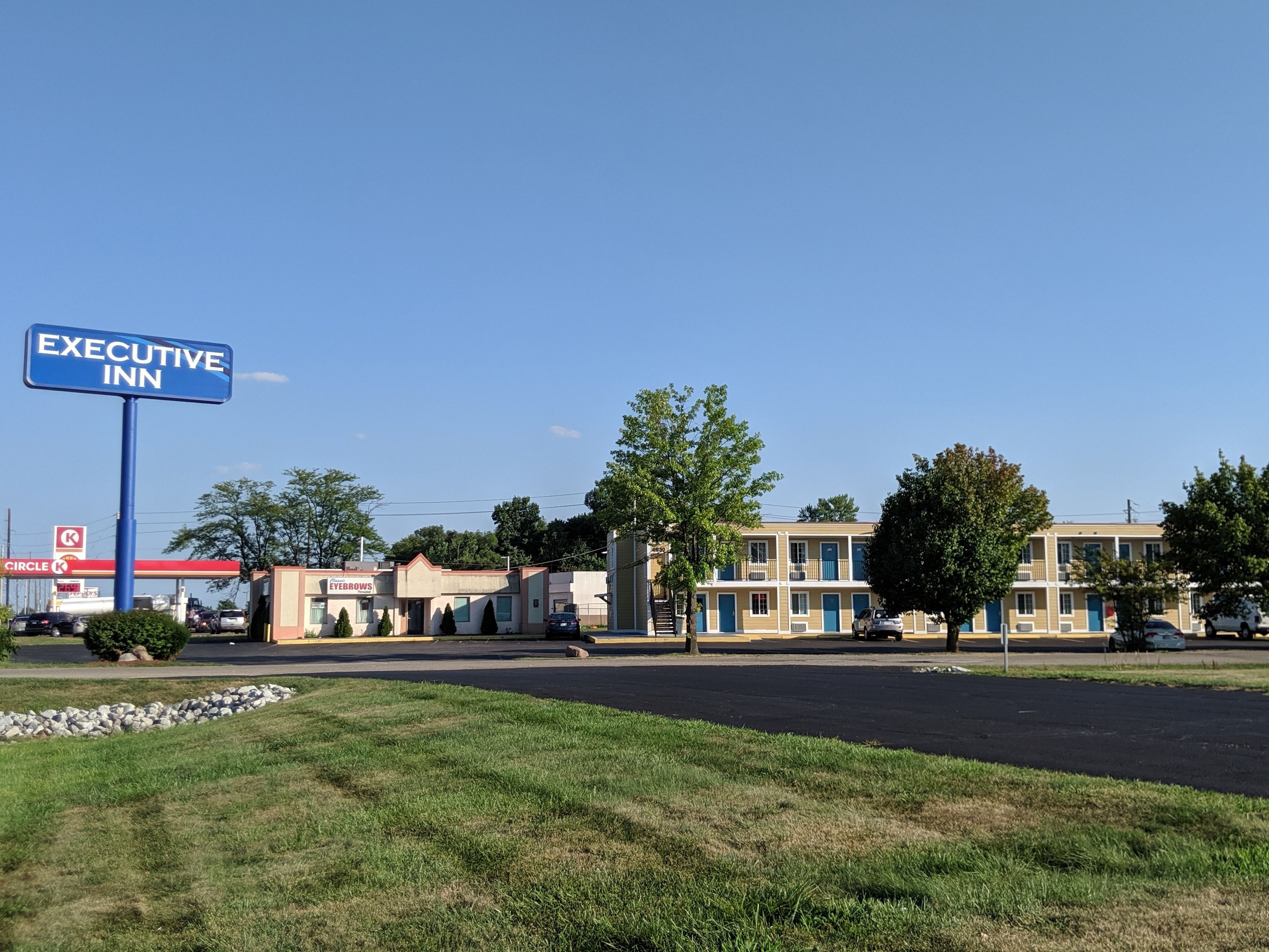 Executive Inn