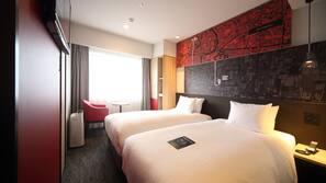 In-room safe, blackout curtains, free WiFi, linens