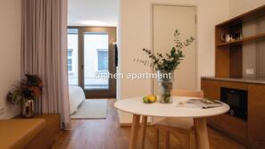 Essbereich im Zimmer