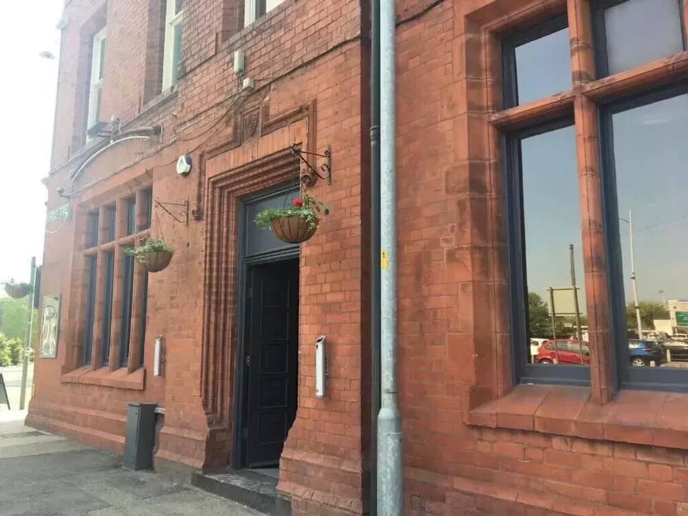 The Royal Hotel